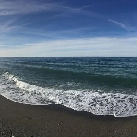 Rio Marinas 15 Playazo * Nerja